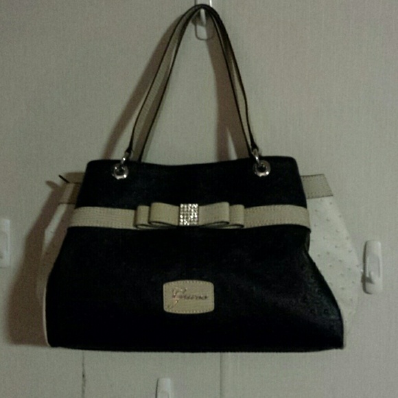 Authentic Guess handbag