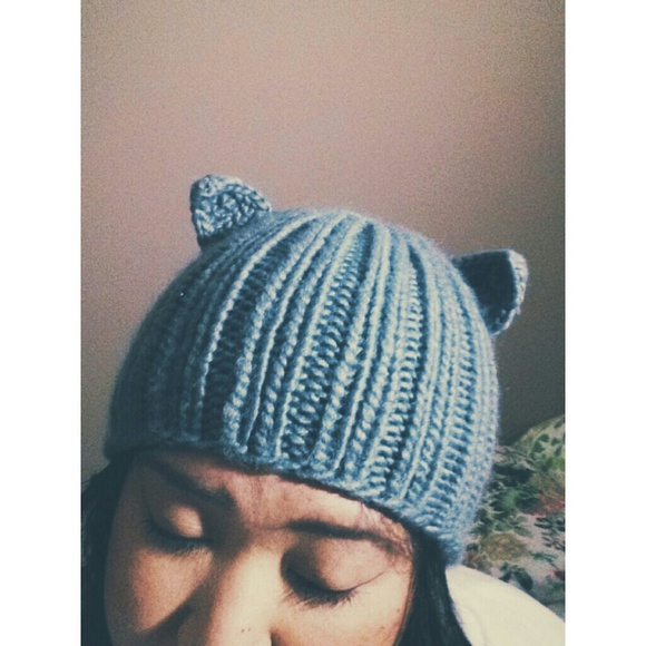 Knit beanie w/ears! :3