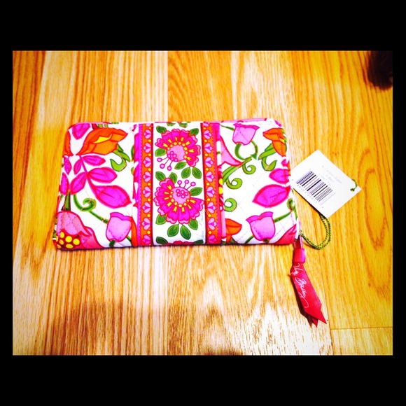 New with tags vera Bradley accordion wallet!
