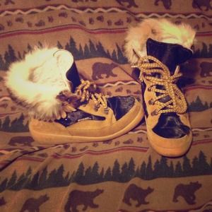 🚫Reserved🚫 for @shorty820 Authentic Oscar Sport