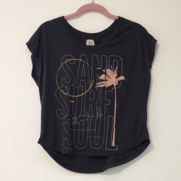 Short sleeve