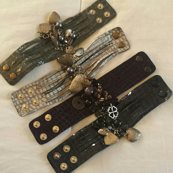 ??((SOLD))?? Bundle Wrist bands