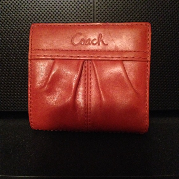 Hold - Authentic Coach Wallet