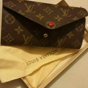 LOUIS VUITTON PE. JOSEPHINE MONOG. ROUGE