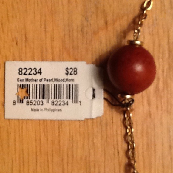 Cookie Lee Necklace - Picture 3 of 4