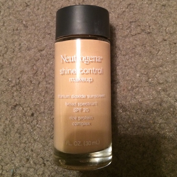 Liquid foundation