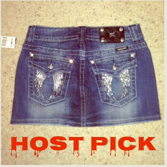 🎉HOST PICK🎉Miss Me skirt