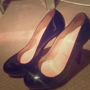 Christian Louboutin Black Pumps