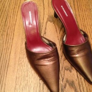 Authentic Burberry heeled shoes