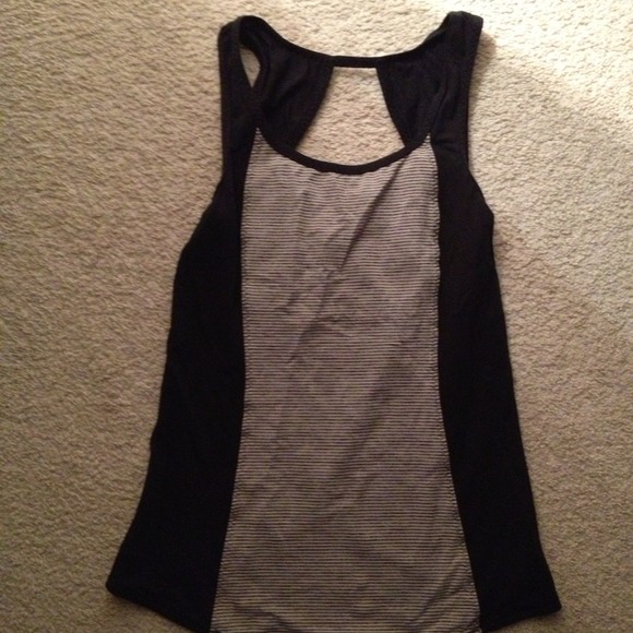 SOLD!!! Very cute Tank
