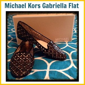 **RESERVED** for @lapetite - Michael Kors Flats