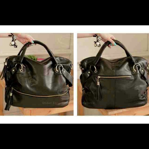 Love big purses? This would be perfect!