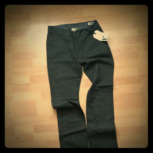 NWT Rogan Highwaisted Jeans