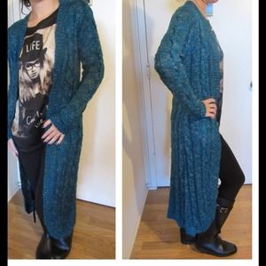 NWT. Long teal cardigan. With gold lurex threads.