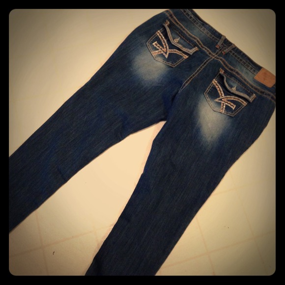 amethyst jeans out of business