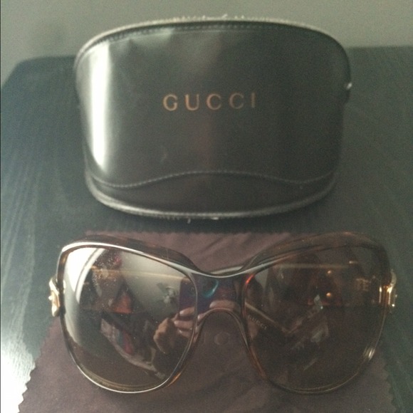 BRAND NEW : AUTHENTIC GUCCI SUNGLASSES