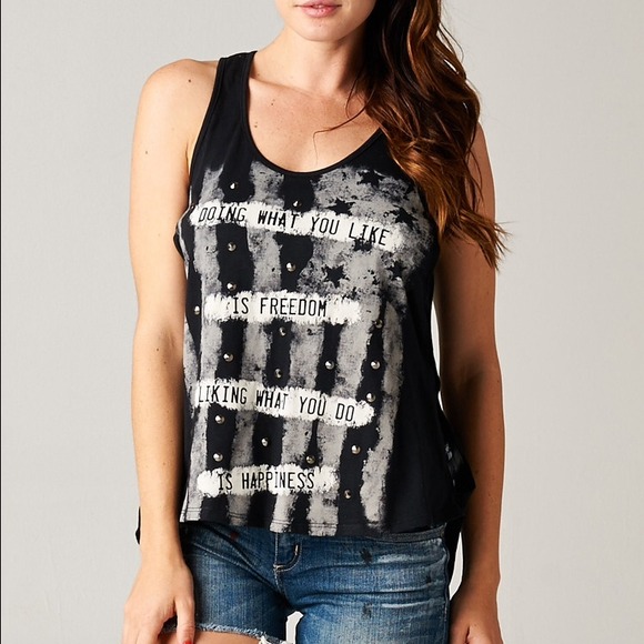 Side open graphic tank top