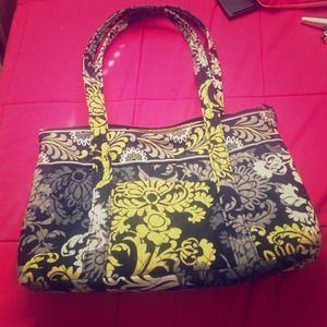 Vera Bradley hand bag.