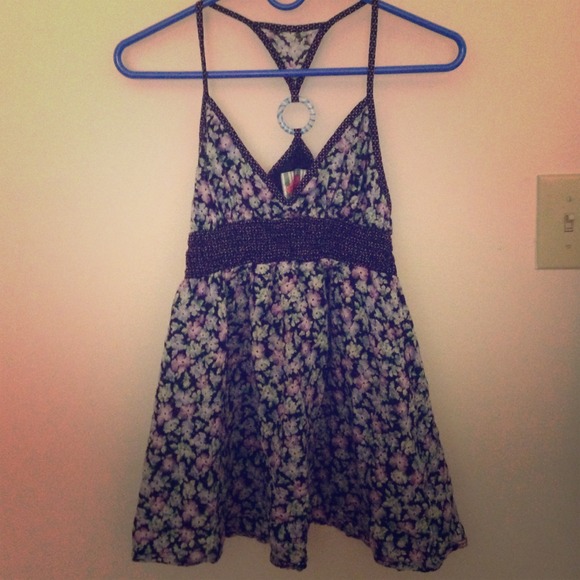 Free people floral top 🌸🌺