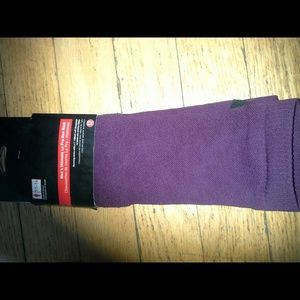 LULULEMOM PLUM AND BLACK L- XL SZ 11-14 NWT