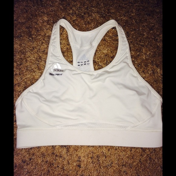 SOLDDDD! Adidas climalite Techfit Bra