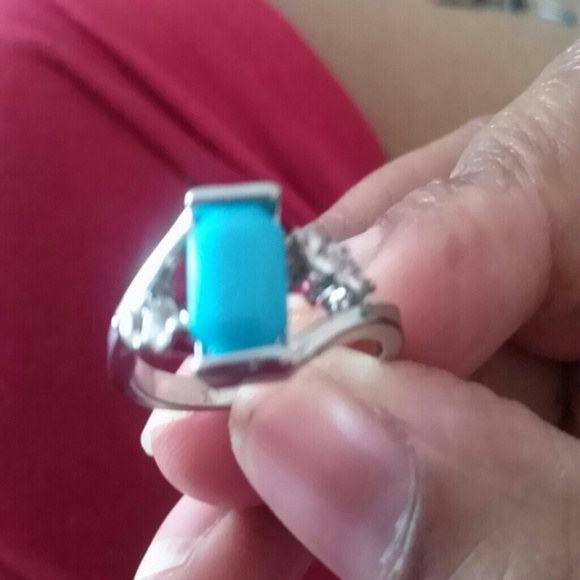 Ring - Picture 2 of 3