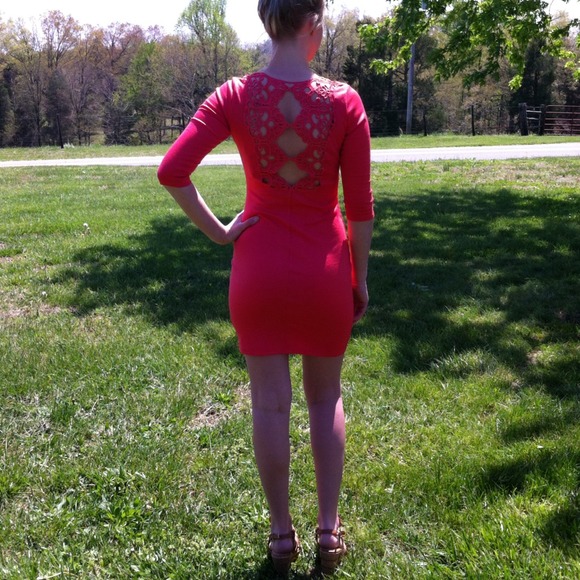 2X's HP CORAL DRESS NWOT! - Picture 2 of 4