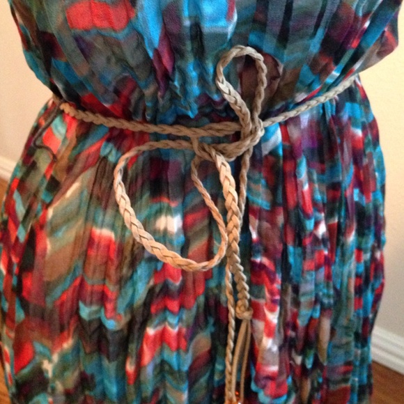 Sheer tunic - Picture 3 of 4