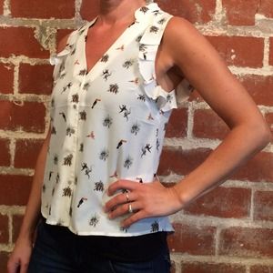 H&M Tops - Exotic animal top H&M Tops - Exotic animal top