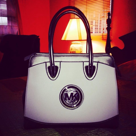 💗Reserved For Meliss666💗