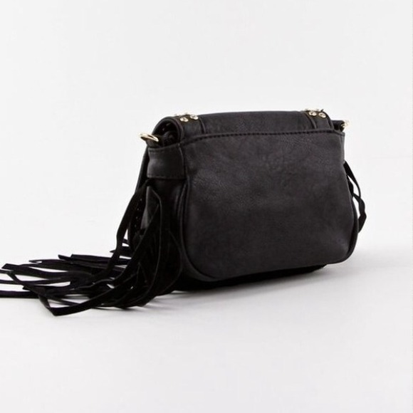 ⛔️Sold in Bundle⛔️Boho Black Fringe Cross Body Bag - Picture 4 of 4