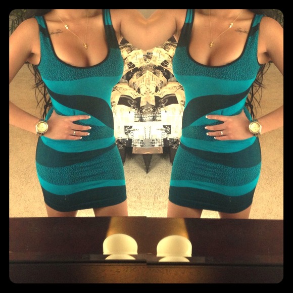 🚫NOT AVAILABLE🚫***Bebe bodycon dress