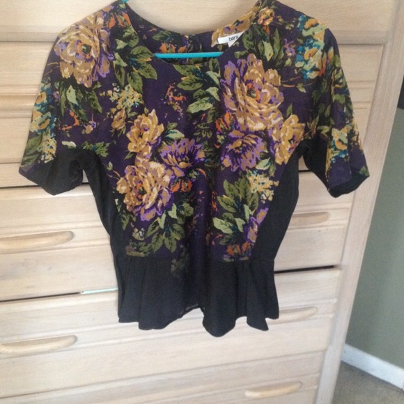 Bar III flower peplum shirt