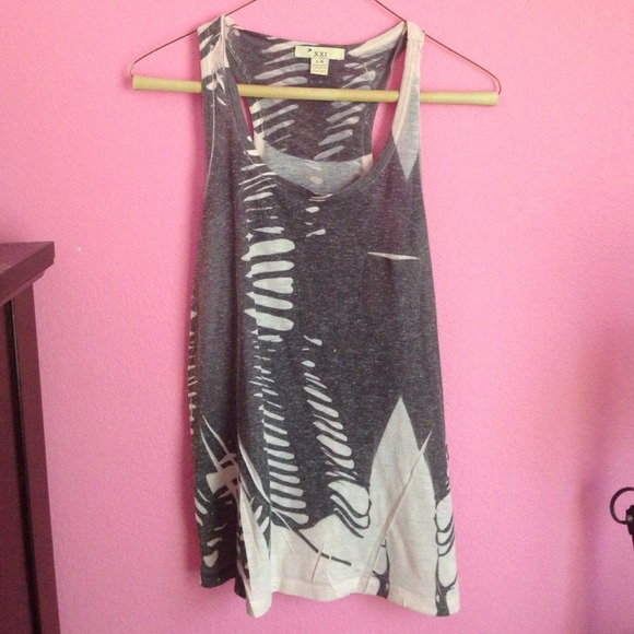 Grey and pink tank