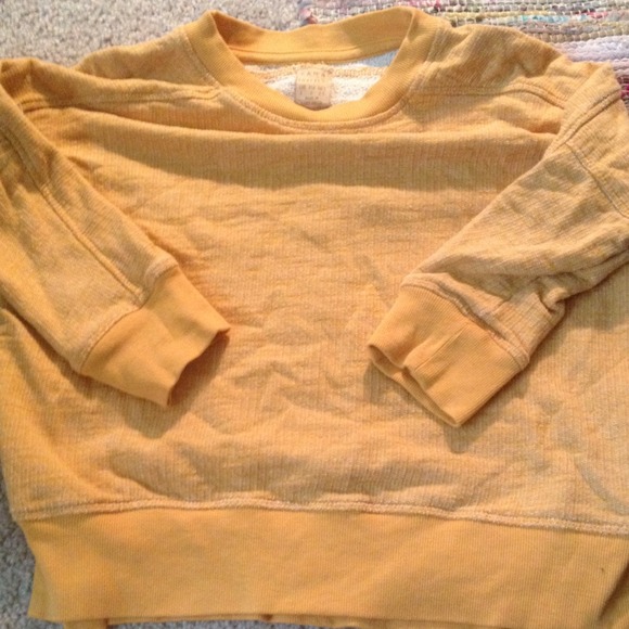 Zara yellow sweatshirt