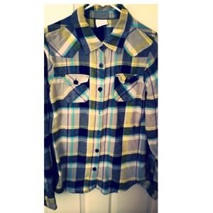 Hurley female flannel