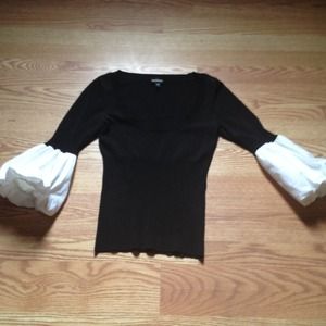 BLACK FRIDAY SALE BeBe Black&White Sweater Blouse