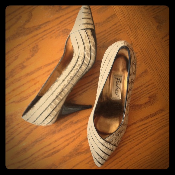 Shoes - Genuine Snakeskin shoes