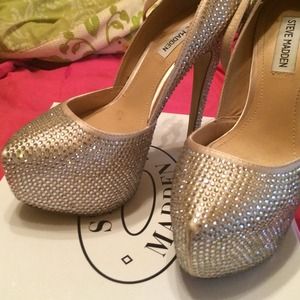 Steve Madden Blinged Pumps