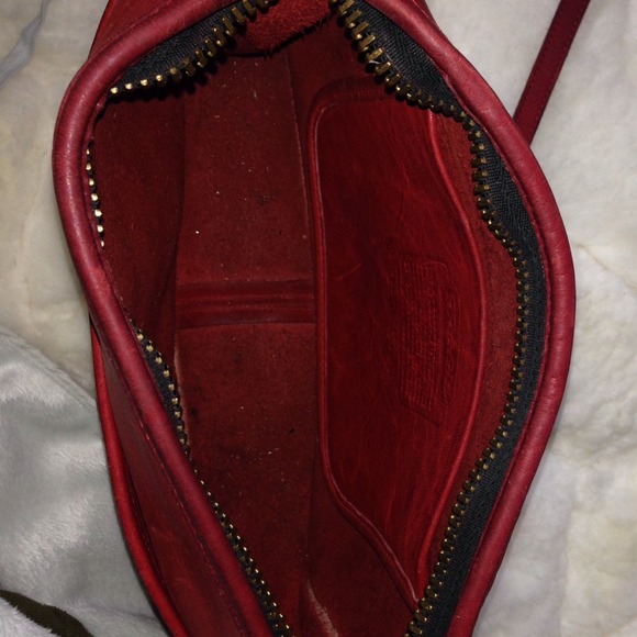 Rare Vintage Red Legacy Collection Coach Purse - Picture 2 of 3