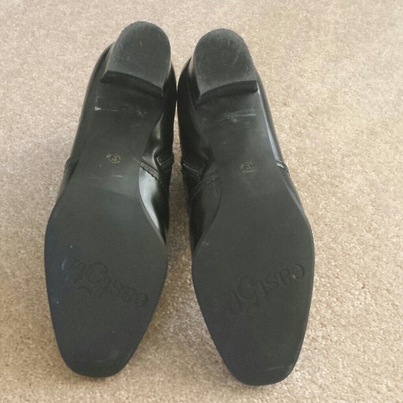 Ladies Boots - Picture 2 of 2