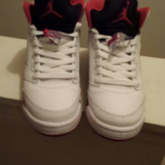 Jordans - Picture 3 of 4