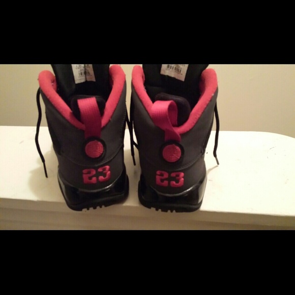 Jordans - Picture 2 of 3