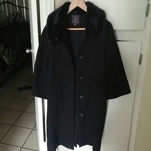 Black mid sleeve coat