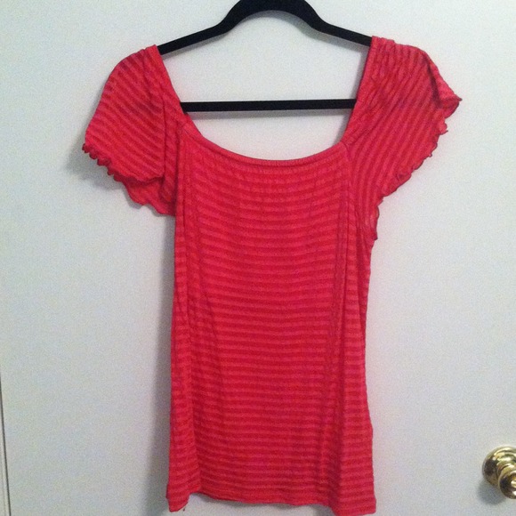 Pink/red striped fun top