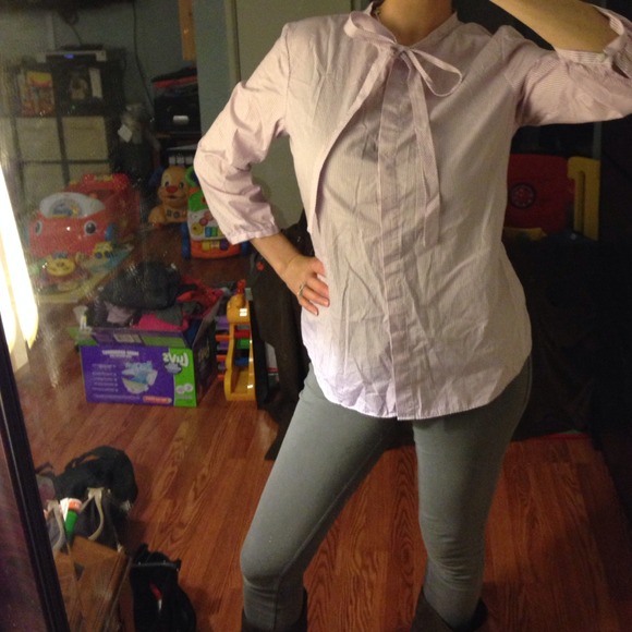 Adorable work button down blouse with bow tie