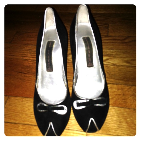 Vintage Steve Madden Peep toe