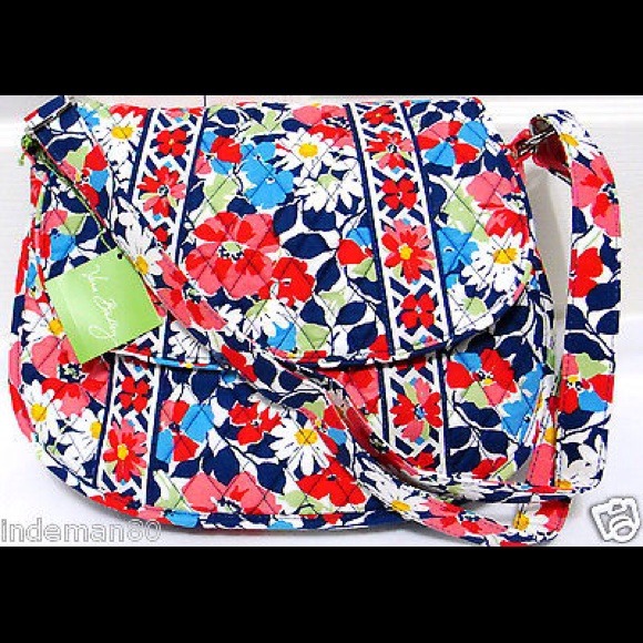 Vera Bradley Handbags - Vera Bradley summer cottage saddle bag