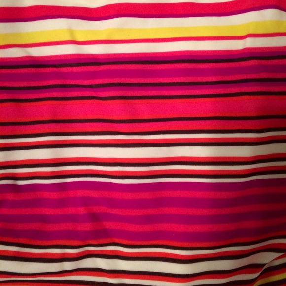 Striped bikini - Picture 4 of 4