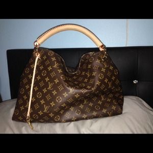 💖sold 💖 Louis Vuitton Artsy mm mono